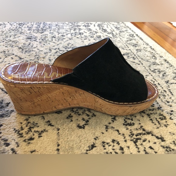 Sam Edelman black suede wedge sandals size 8.5 - Picture 3 of 6